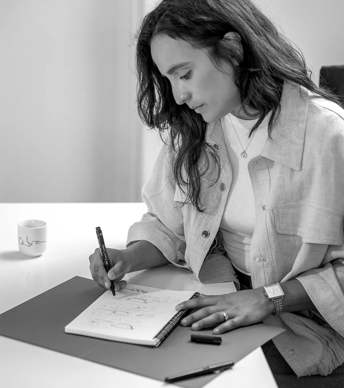 Directrice artistique en création d'identité visuelle